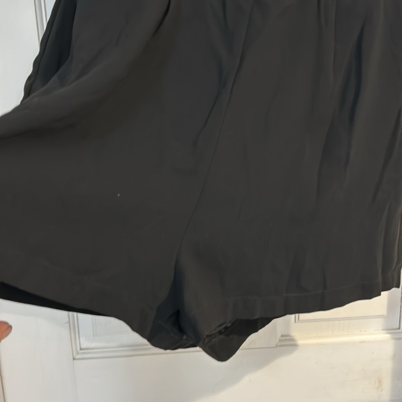 Beautiful Black Dressier Romper - sz L - Picture 2 of 9